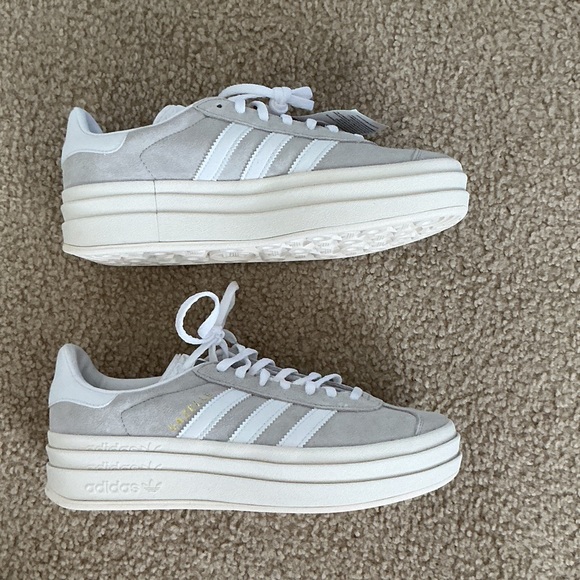 NWT Adidas Gazelle Bold Gray & White Original Suede Sneakers - Size 8.5 - Picture 3 of 9